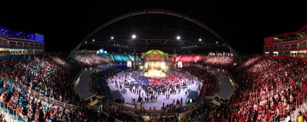 Lançamento do Festival de Parintins 2026 reúne multidão, shows nacionais e espetáculo de Caprichoso e Garantido